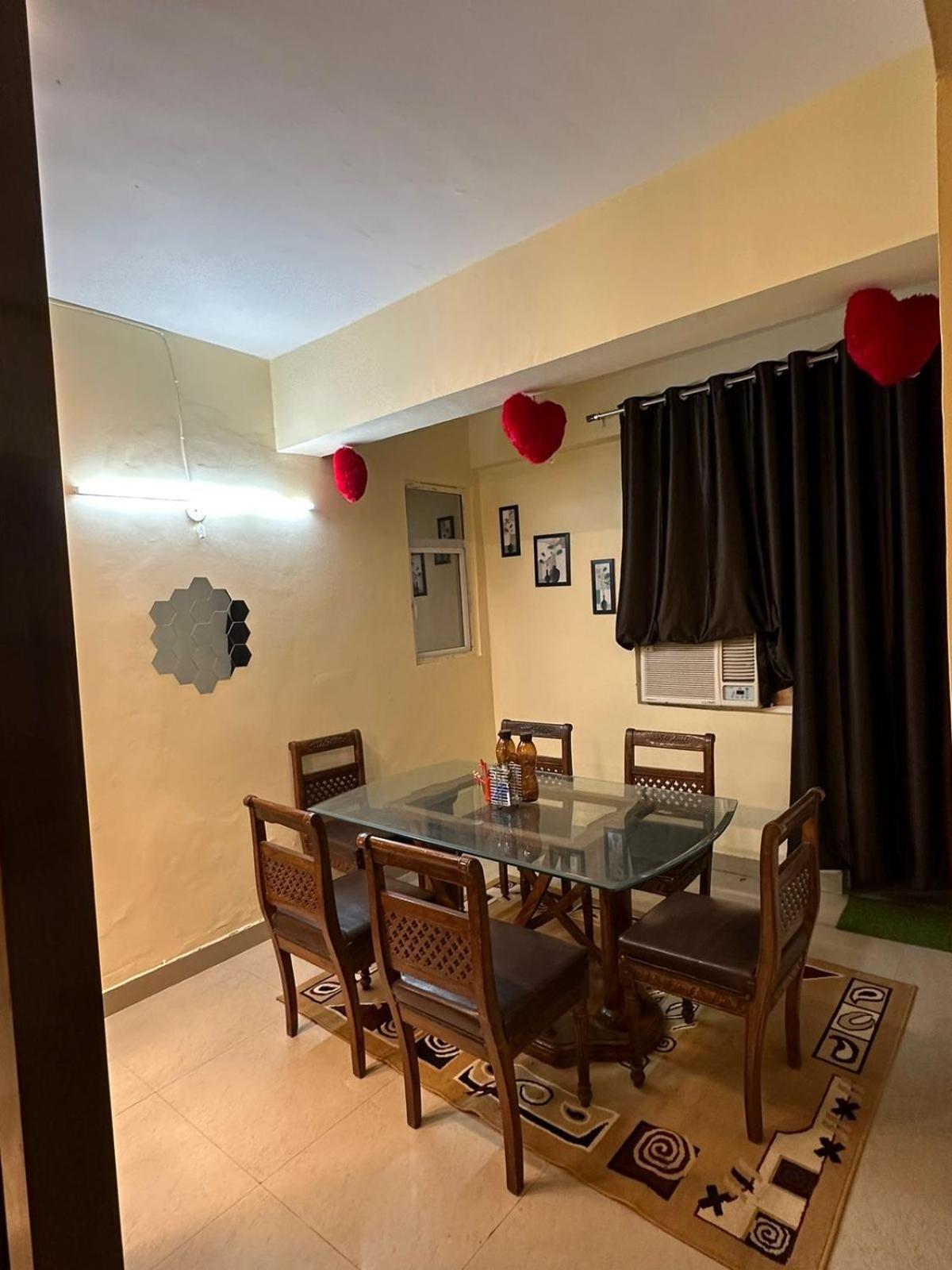 Appartement Royal Ambience à Ghaziabad Extérieur photo